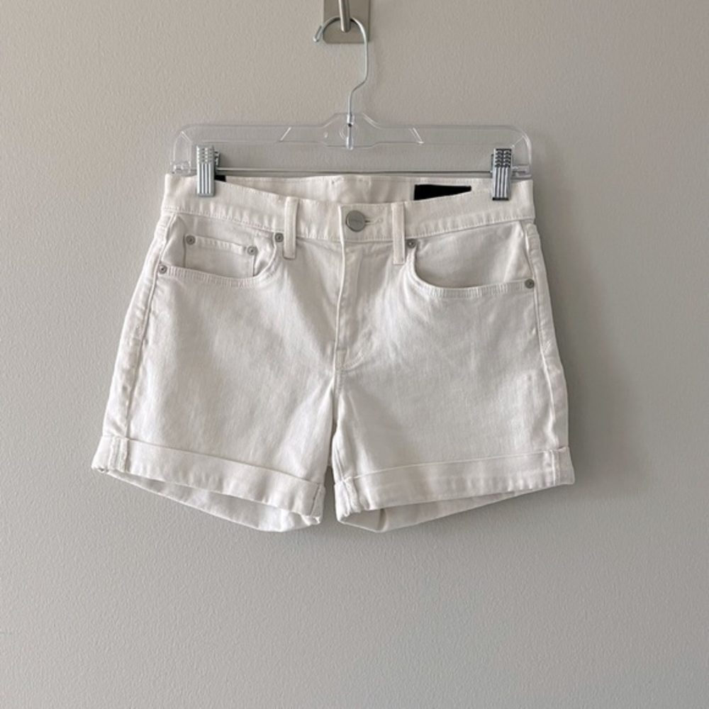 Vince Mason Relaxed Cuffed White denim shorts